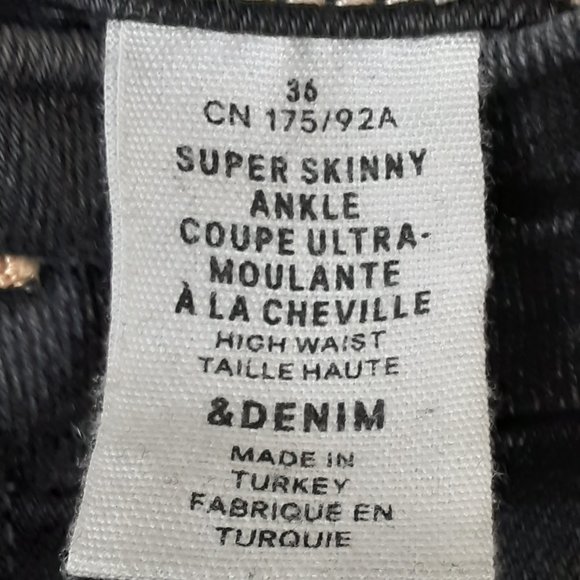 H&M Destroyed Black Jeans &Denim Size 36 - Picture 9 of 9